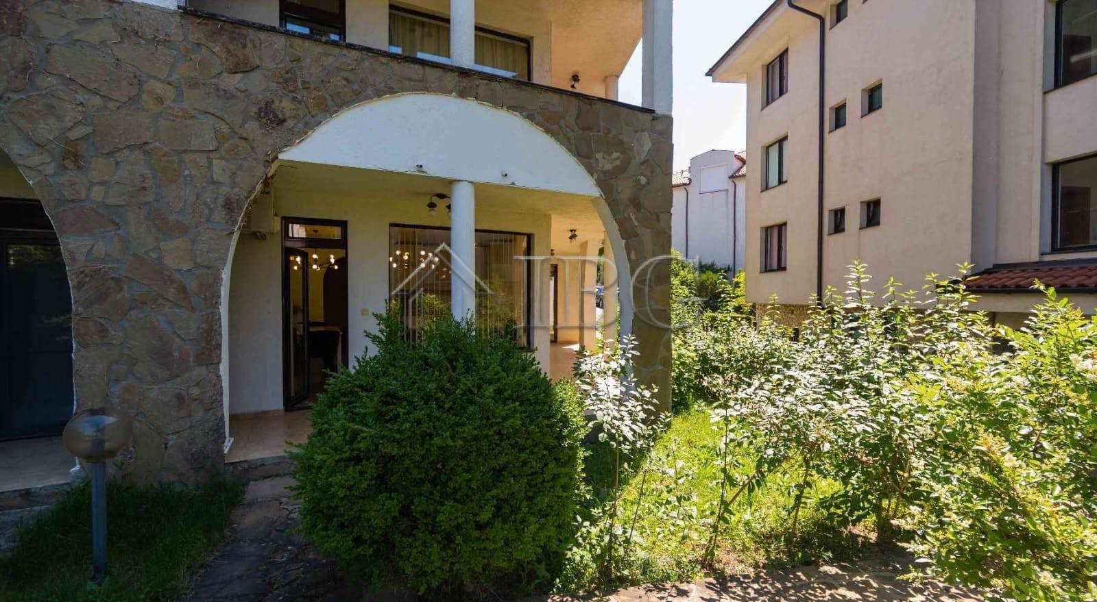 3 Bedroom, 2 Bathroom apartment with big veranda and beautiful green area in Watermill Complex, Sveti Vlas — photo 7 of 14