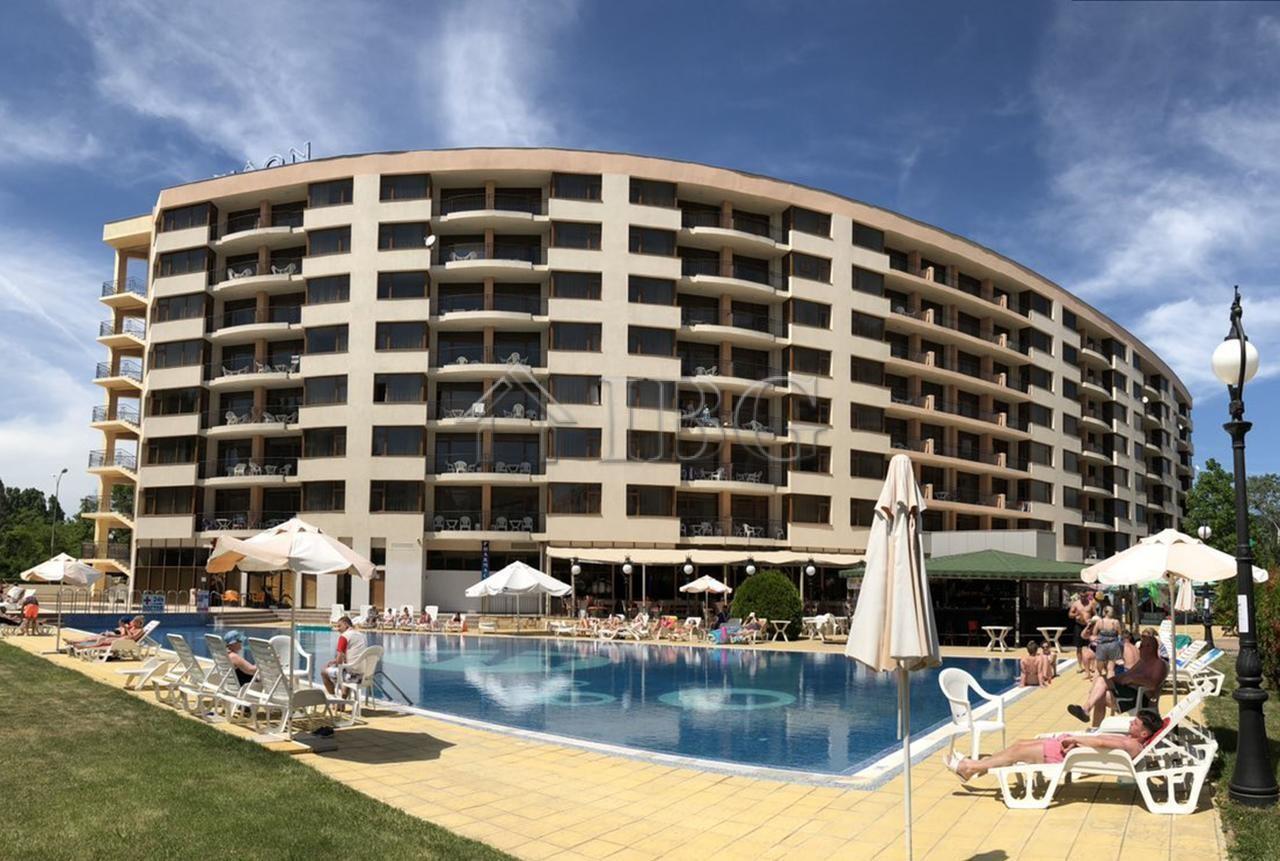 Spacious 1-Bedroom apartment in Poseidon, Sunny Beach — Sunny Beach
