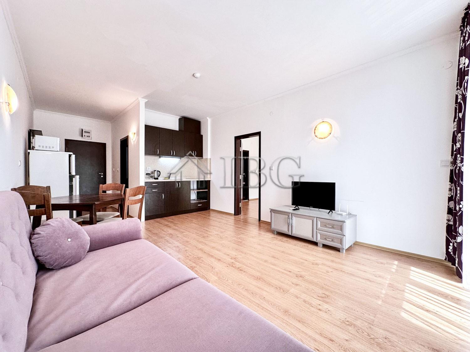 1-Bedroom Apartment with Sea and Pool View Babylon, Sunny Beach — photo 12 of 25