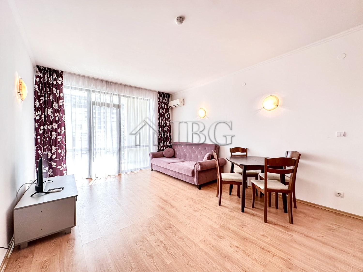 1-Bedroom Apartment with Sea and Pool View Babylon, Sunny Beach — photo 16 of 25