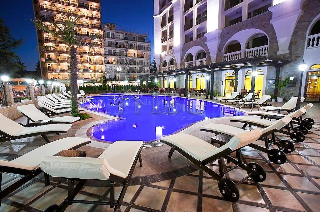 1-Bedroom Apartment with Sea and Pool View Babylon, Sunny Beach — photo 24 of 25
