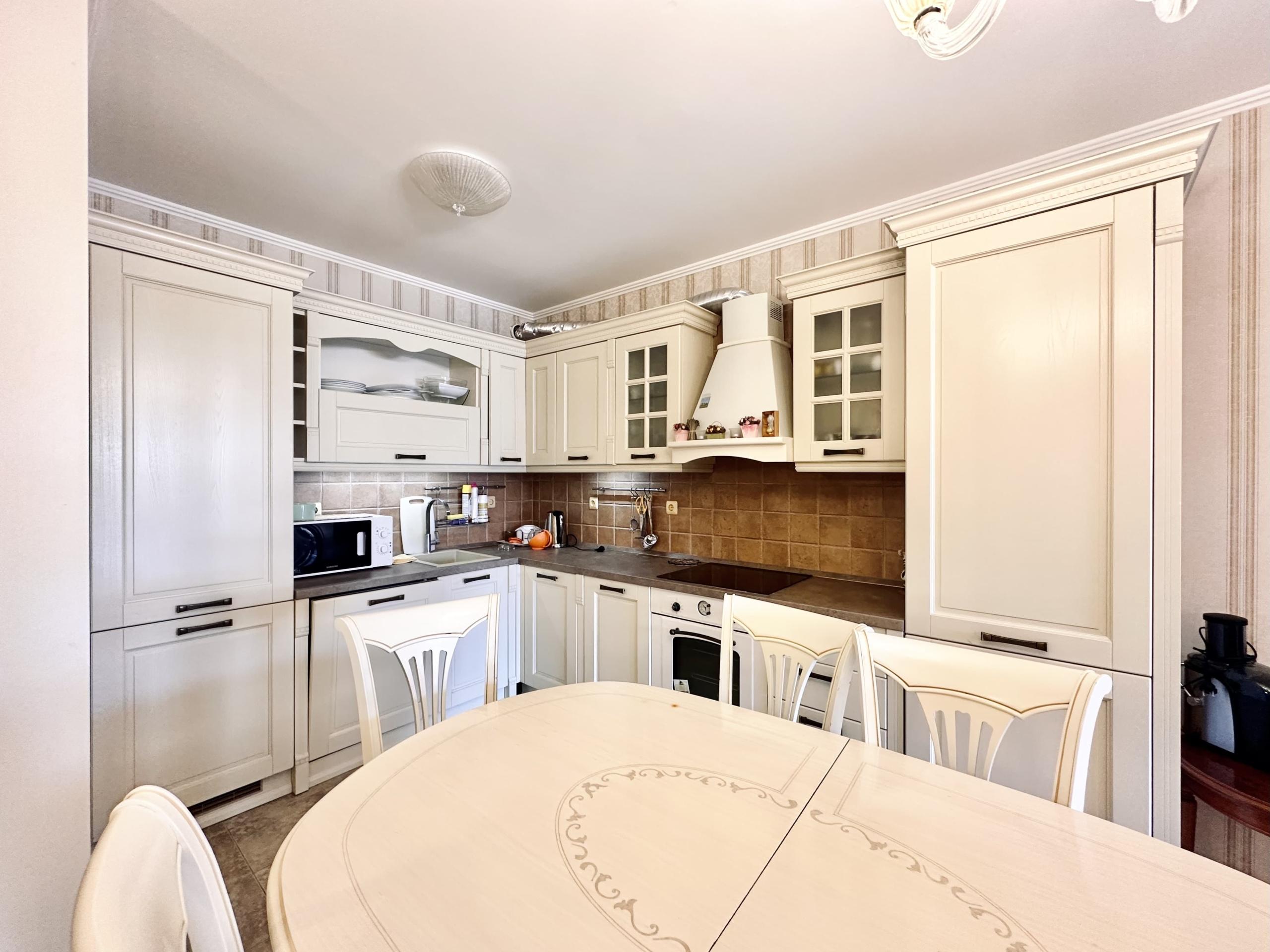 Spacious 2-Bedroom Apartment with 2 Bathrooms & 2 Balconies CASA REAL, Sveti Vlas — photo 15 of 25
