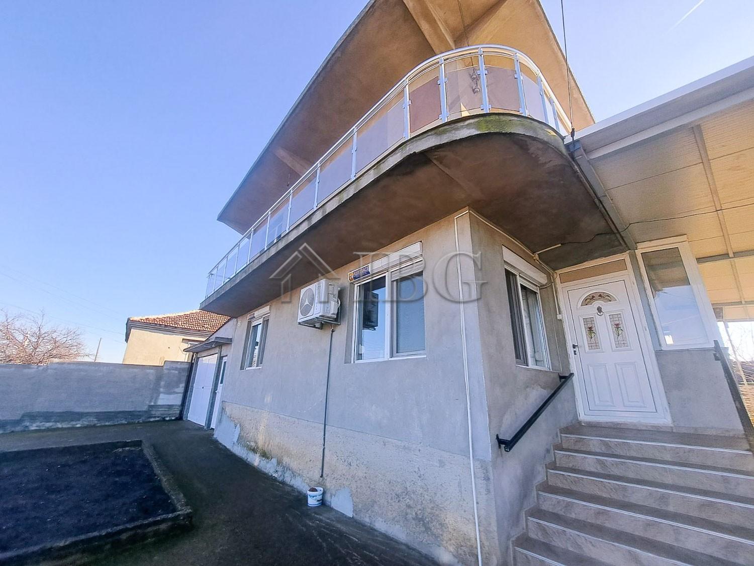 Two-Storey House with 6 Bedrooms Aytos Municipality, 40 km to Burgas — photo 4