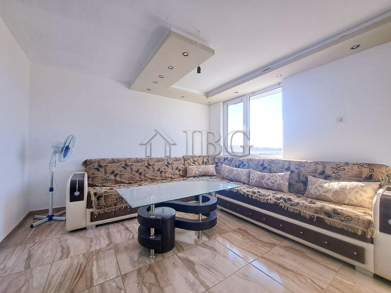 Two-Storey House with 6 Bedrooms Aytos Municipality, 40 km to Burgas — photo 9 of 25