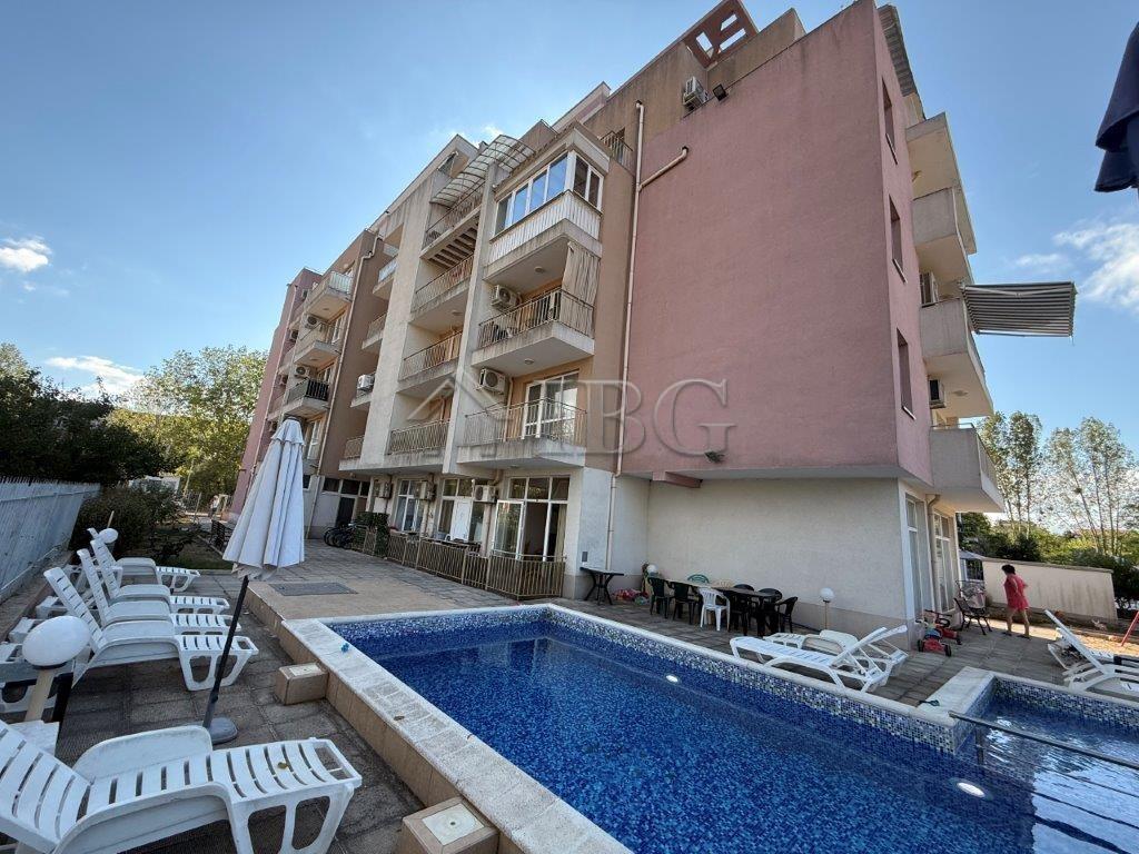 1-Bedroom Apartment near Cocoa Beach Acapulco Complex, Sunny Beach — photo 9 of 25