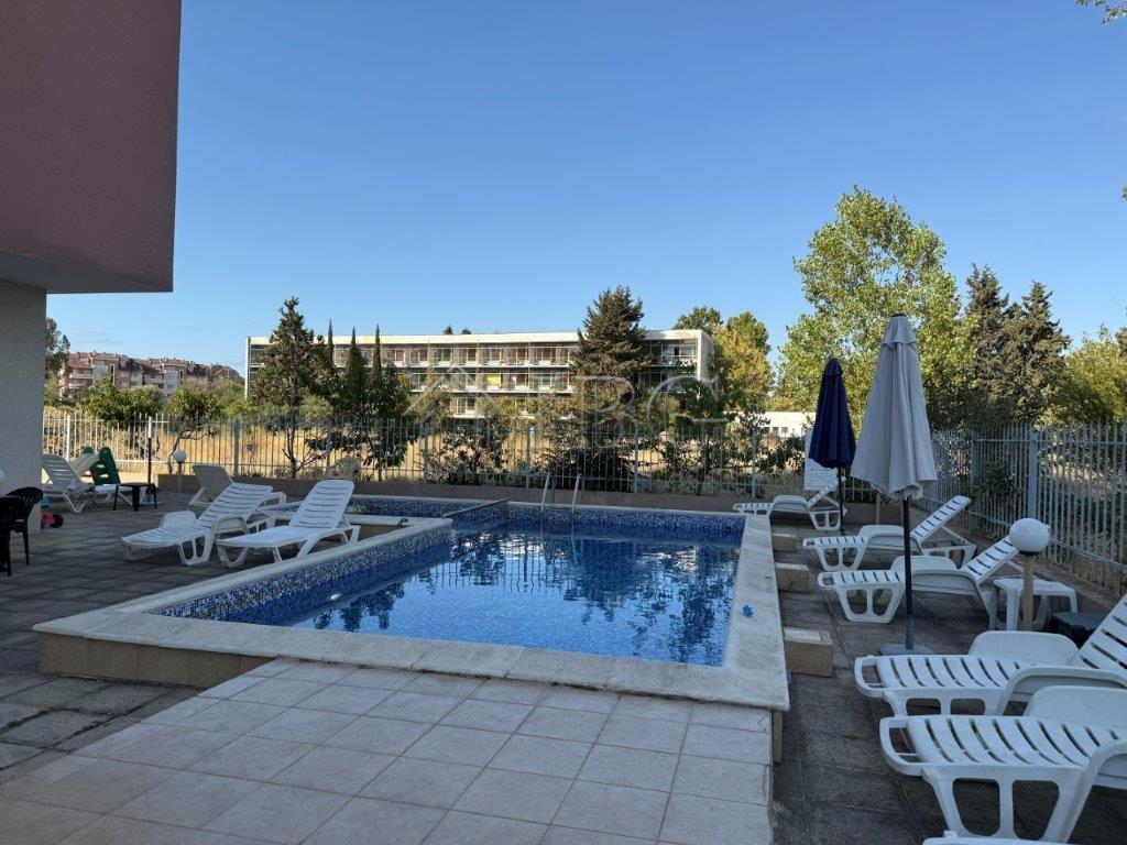 1-Bedroom Apartment near Cocoa Beach Acapulco Complex, Sunny Beach — photo 8 of 25
