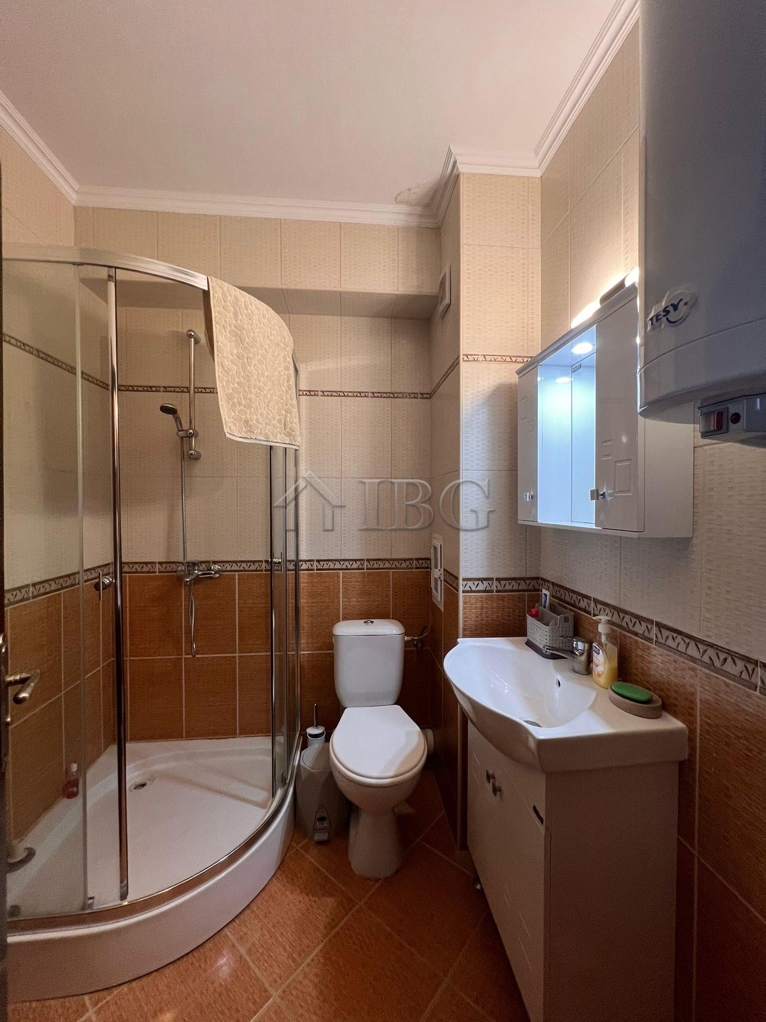 1-Bedroom Apartment with Courtyard View Sun Wave, Sveti Vlas — photo 15 of 16