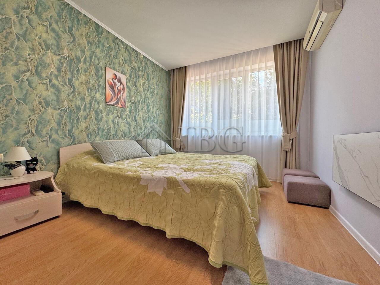1-Bedroom Apartment with Veranda Green Fort, Sunny Beach — photo 12 of 16