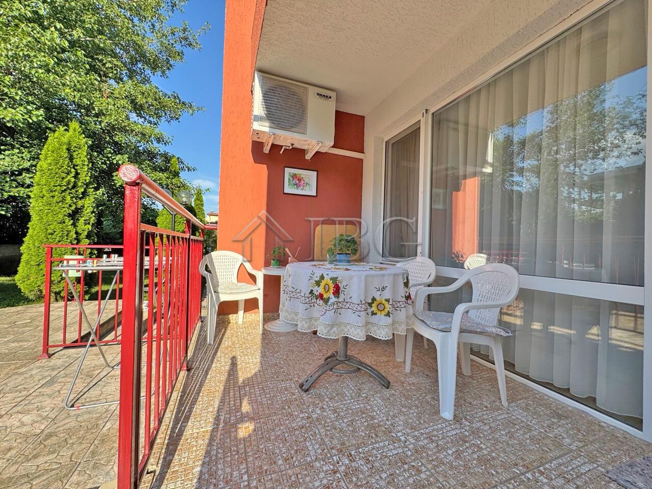 1-Bedroom Apartment with Veranda Green Fort, Sunny Beach — photo 4