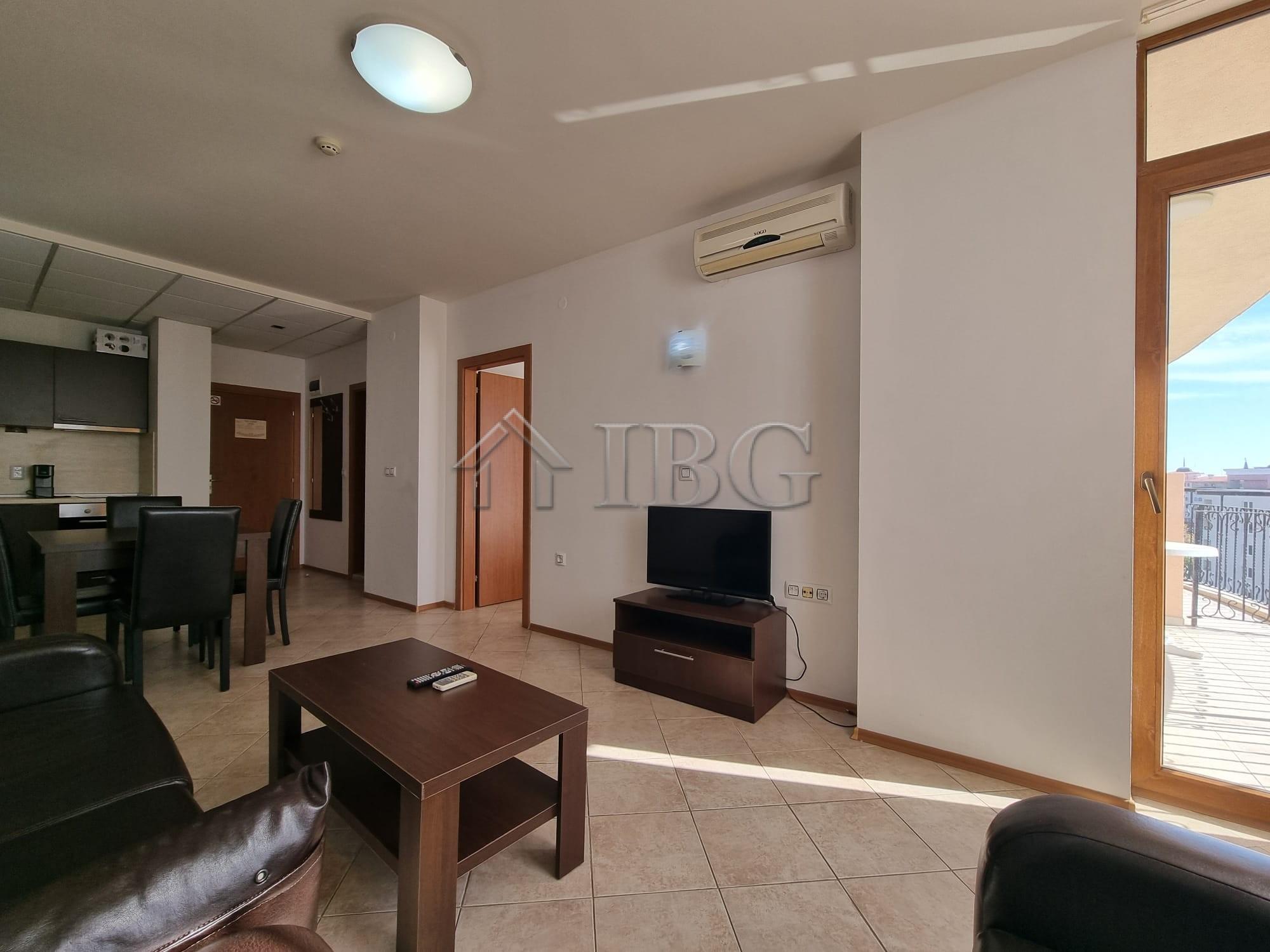 Pool view 1-Bedroom apartment in Poseidon, Sunny Beach — photo 3