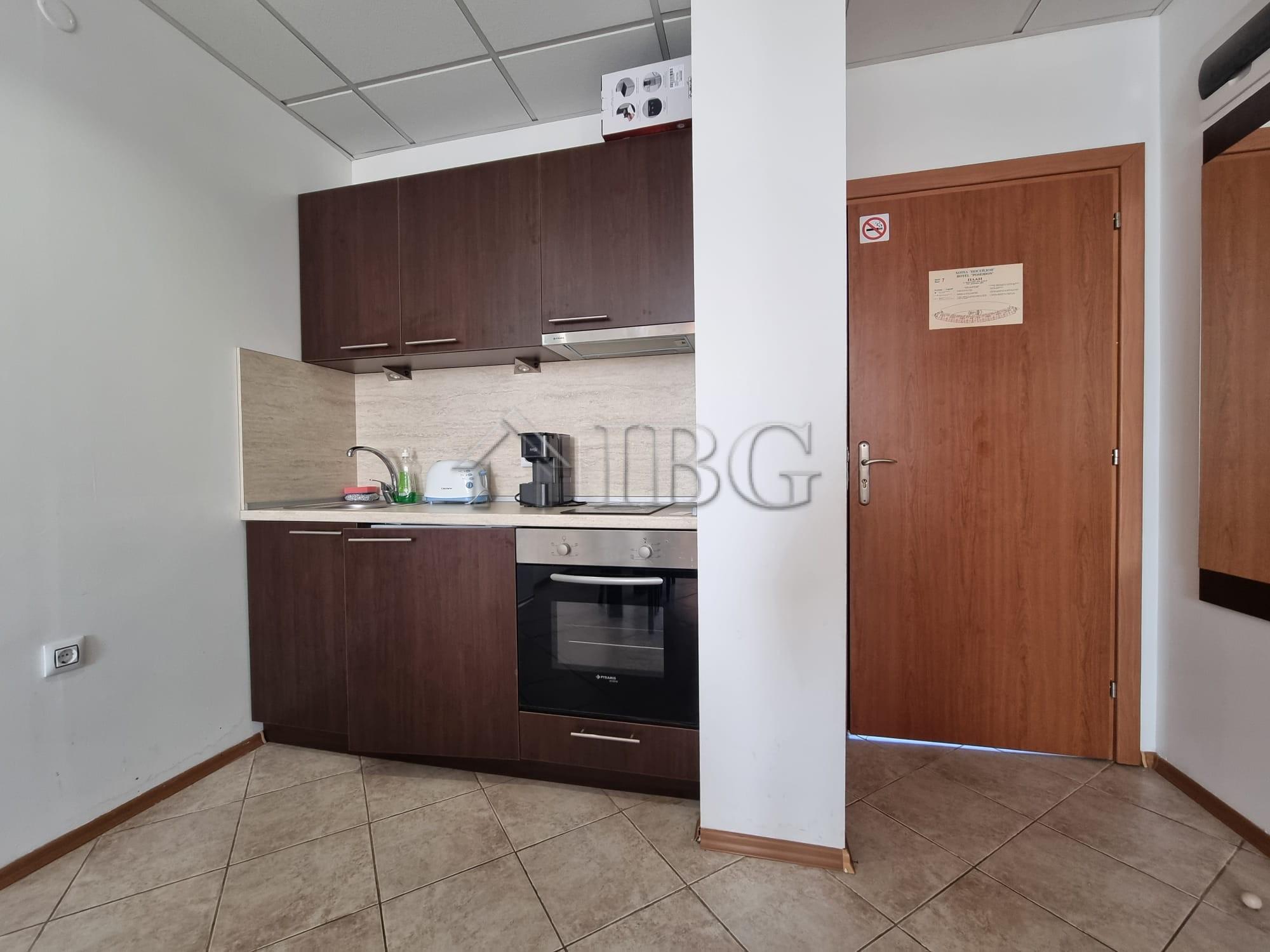 Pool view 1-Bedroom apartment in Poseidon, Sunny Beach — photo 4 of 16