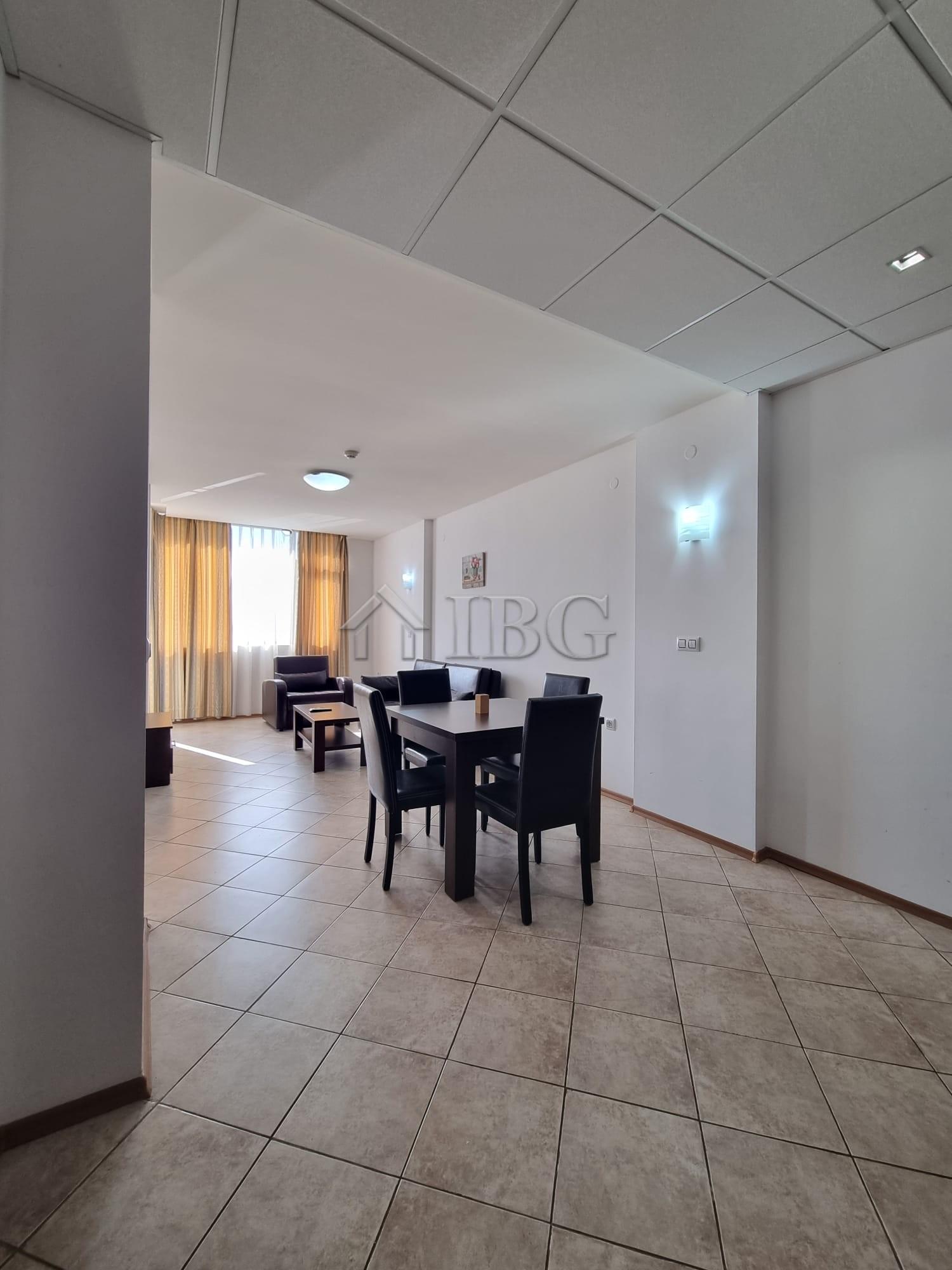 Pool view 1-Bedroom apartment in Poseidon, Sunny Beach — photo 7 of 16