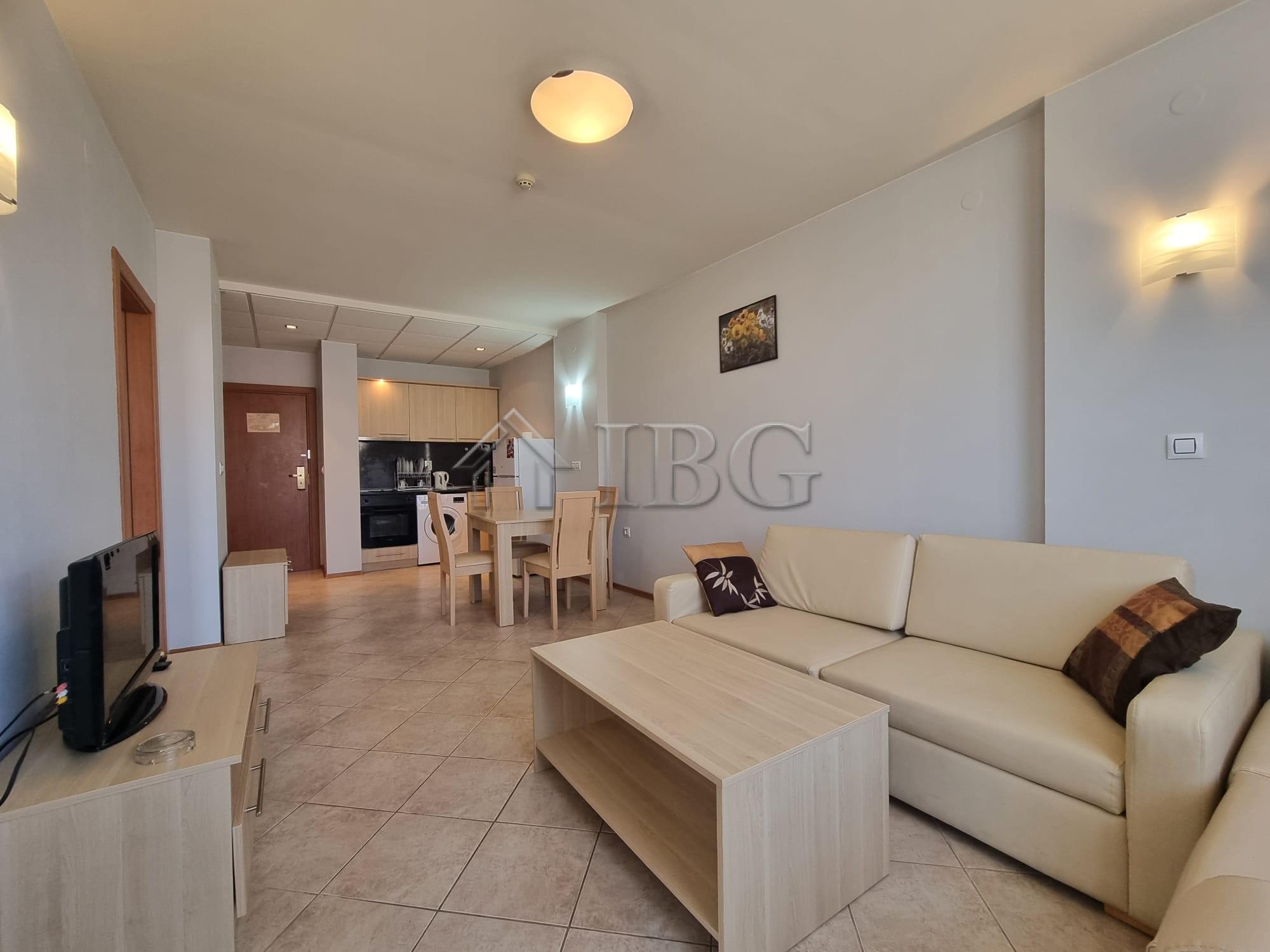 Spacious 1-Bedroom apartment in Poseidon, Sunny Beach — photo 4
