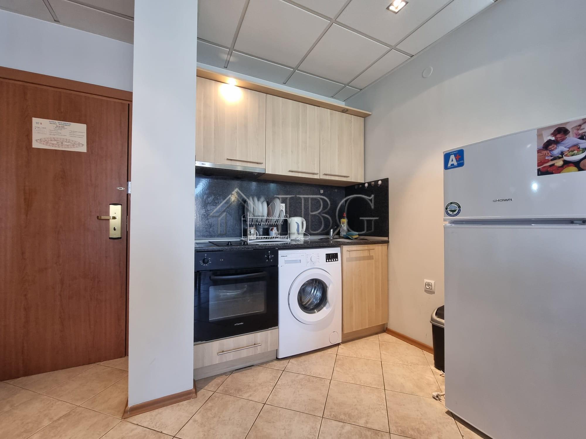 Spacious 1-Bedroom apartment in Poseidon, Sunny Beach — photo 3