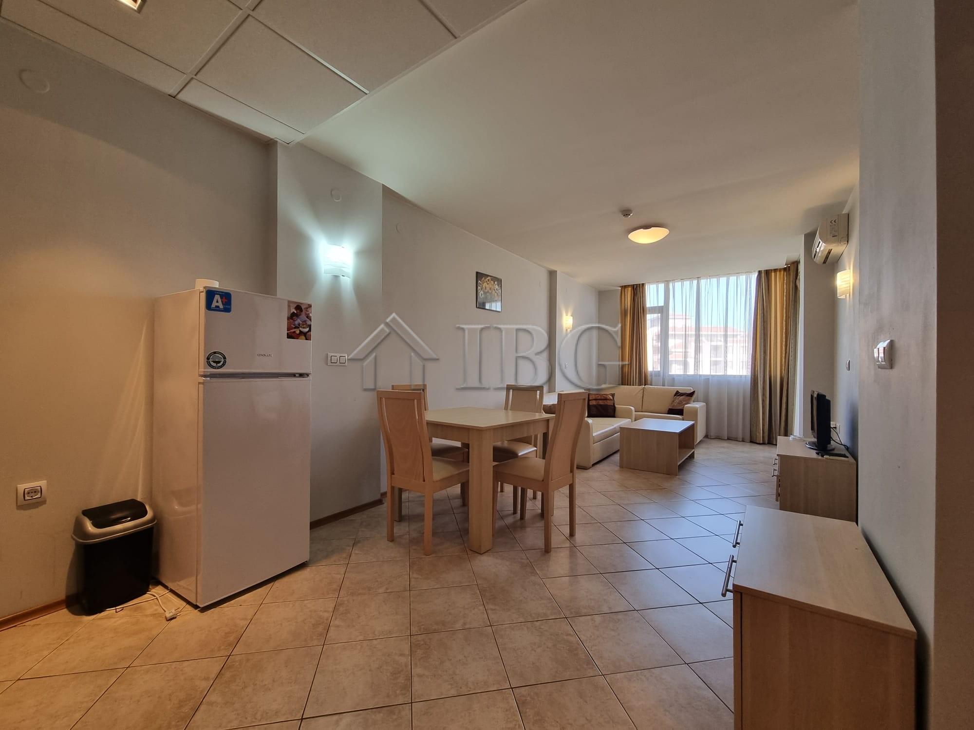 Spacious 1-Bedroom apartment in Poseidon, Sunny Beach — photo 2