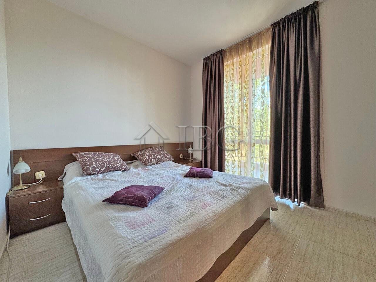 1-Bedroom Apartment with Pool View St. Sofia, Sunny Beach 500 m to the Beach — photo 9 of 16