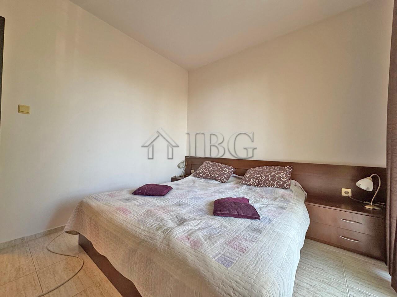 1-Bedroom Apartment with Pool View St. Sofia, Sunny Beach 500 m to the Beach — photo 10 of 16