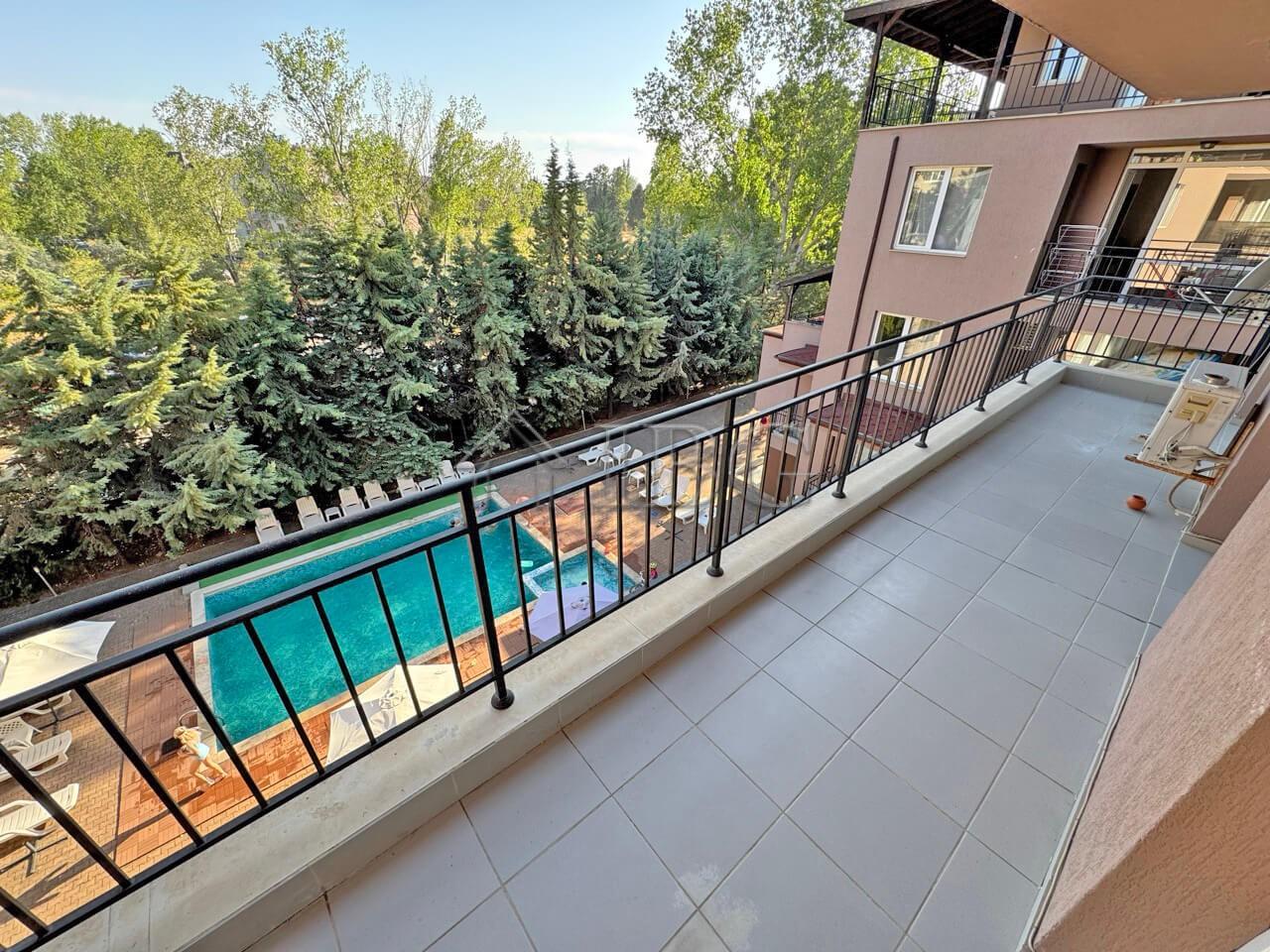 1-Bedroom Apartment with Pool View St. Sofia, Sunny Beach 500 m to the Beach — Sunny Beach