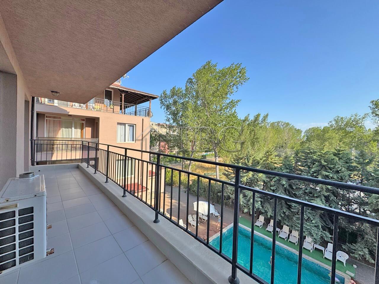 1-Bedroom Apartment with Pool View St. Sofia, Sunny Beach 500 m to the Beach — photo 3