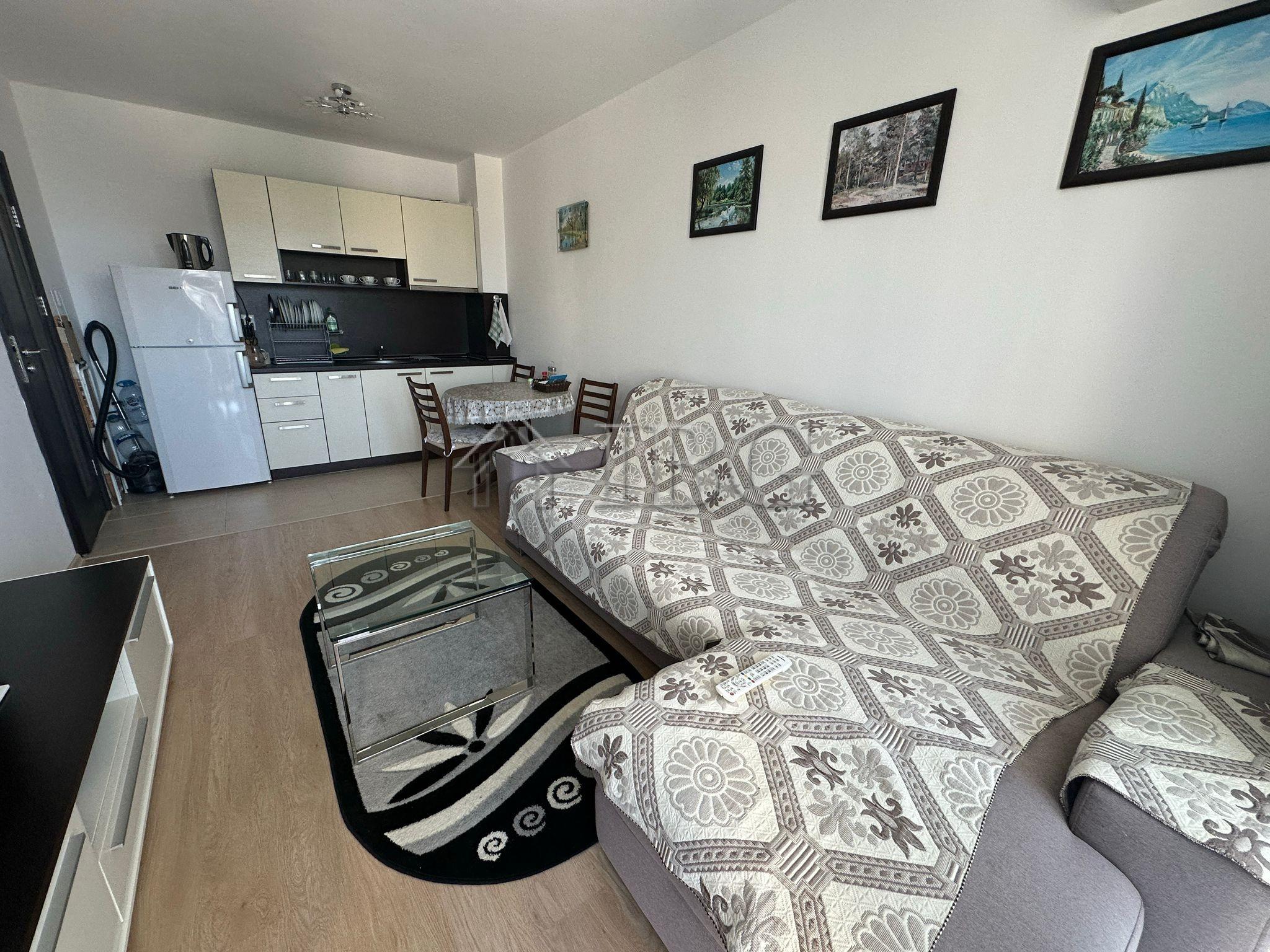 1-Bedroom Apartment with Pool View Raduga 2, Sveti Vlas — photo 2