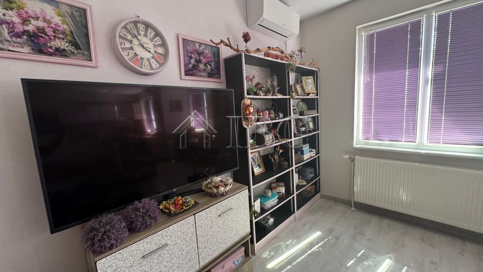 Detached House with Large Yard Kosharitsa, near Sunny Beach — photo 7 of 25