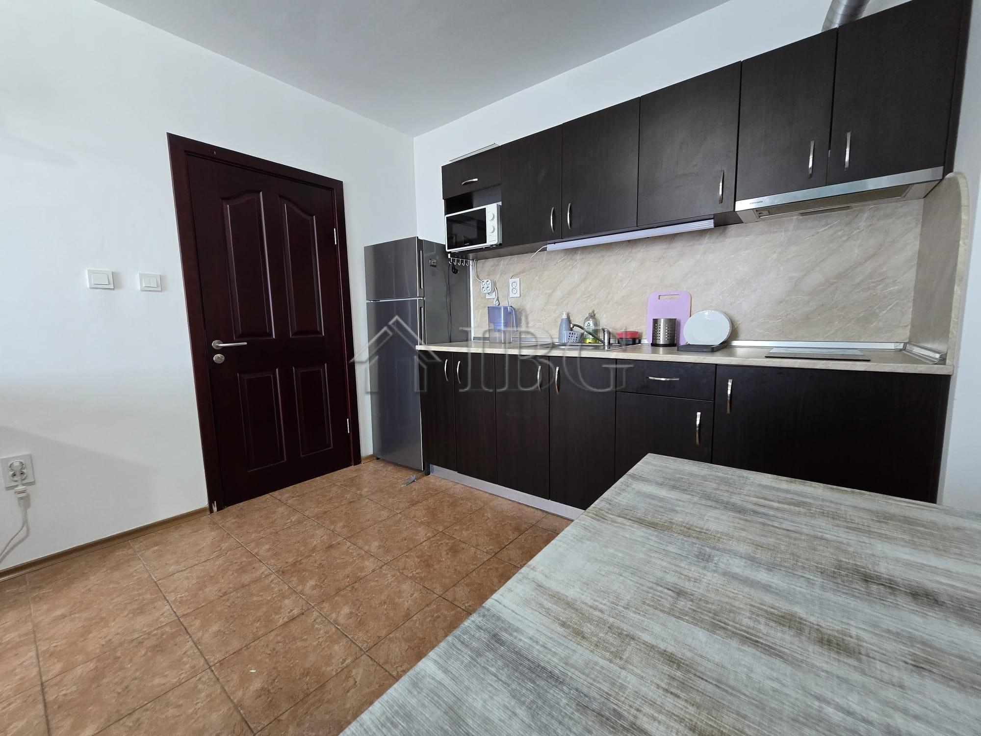 1-Bedroom Apartment with pool view Marack 2, Sunny Beach — photo 7 of 19