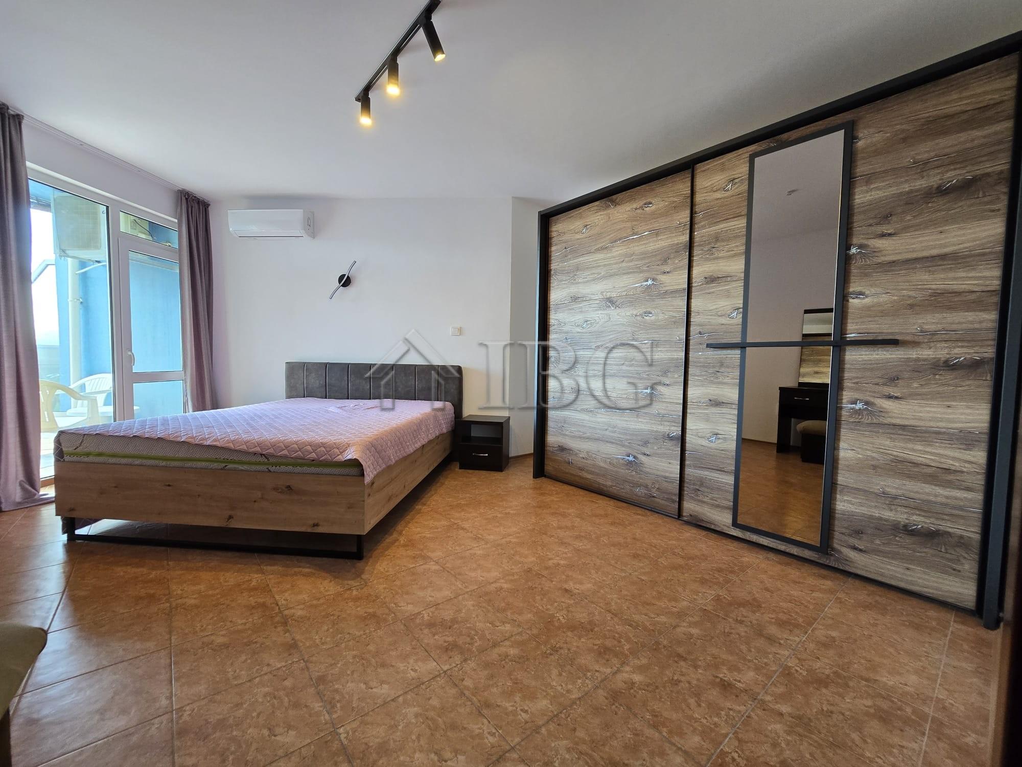1-Bedroom Apartment with pool view Marack 2, Sunny Beach — photo 16 of 19