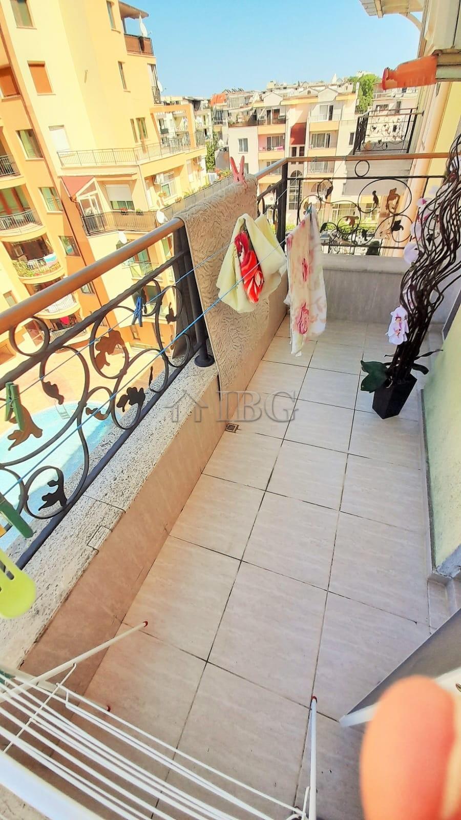 Apartment with 2 Bedrooms, 2 Bathrooms and Pool View Sweet Homes 2, Sunny Beach — photo 14 of 25