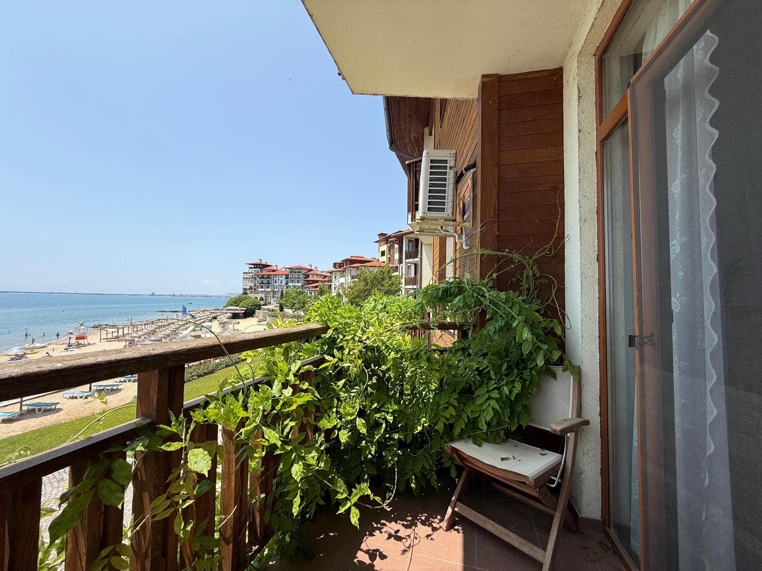 Direct exit to the Beach! Exceptional 2-Level Apartment with Frontal sea view and veranda, Garden of Eden, Sveti Vlas — photo 18 of 18