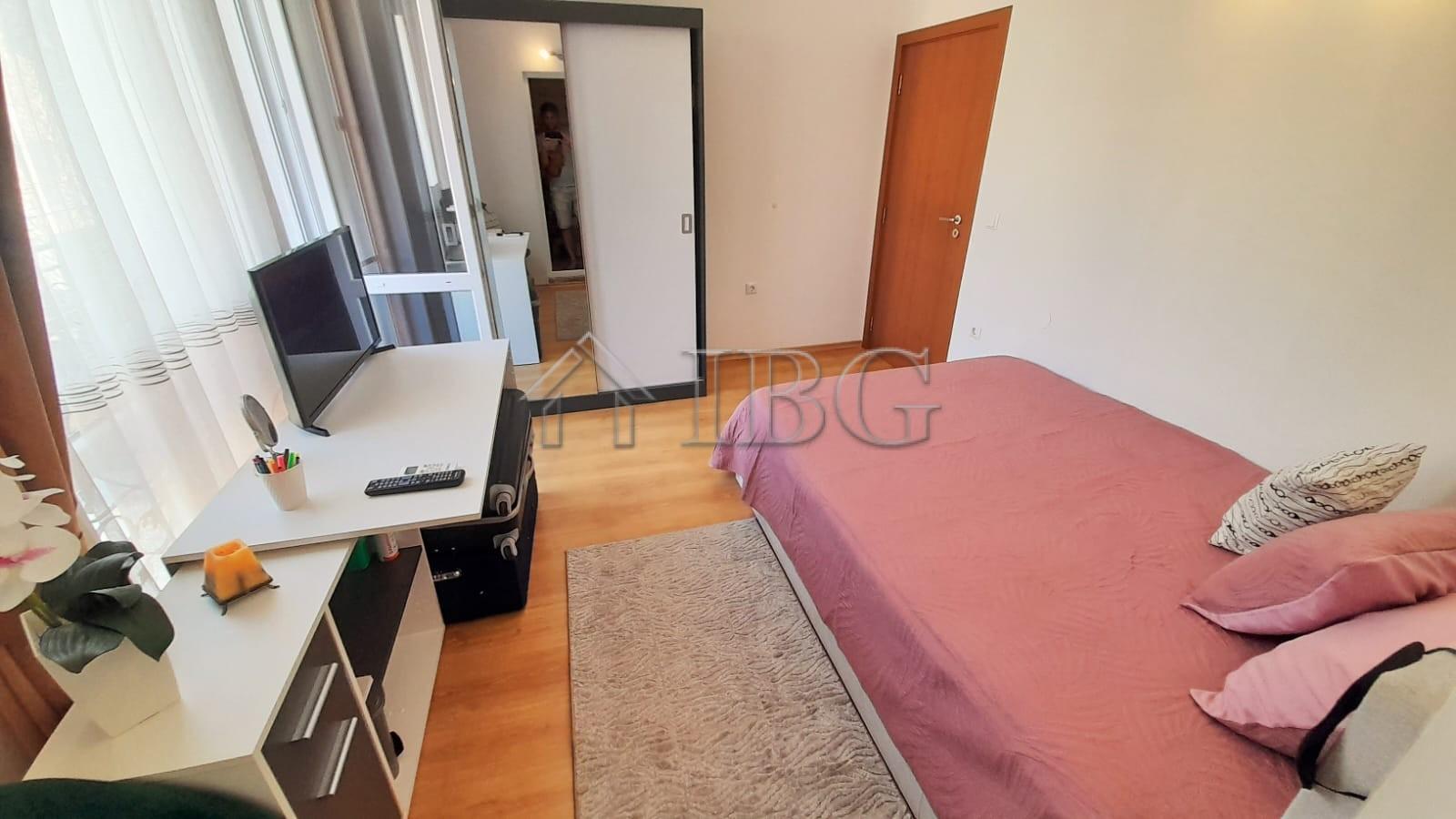 Apartment with 2 Bedrooms, 2 Bathrooms and Pool View Sweet Homes 2, Sunny Beach — photo 16 of 25