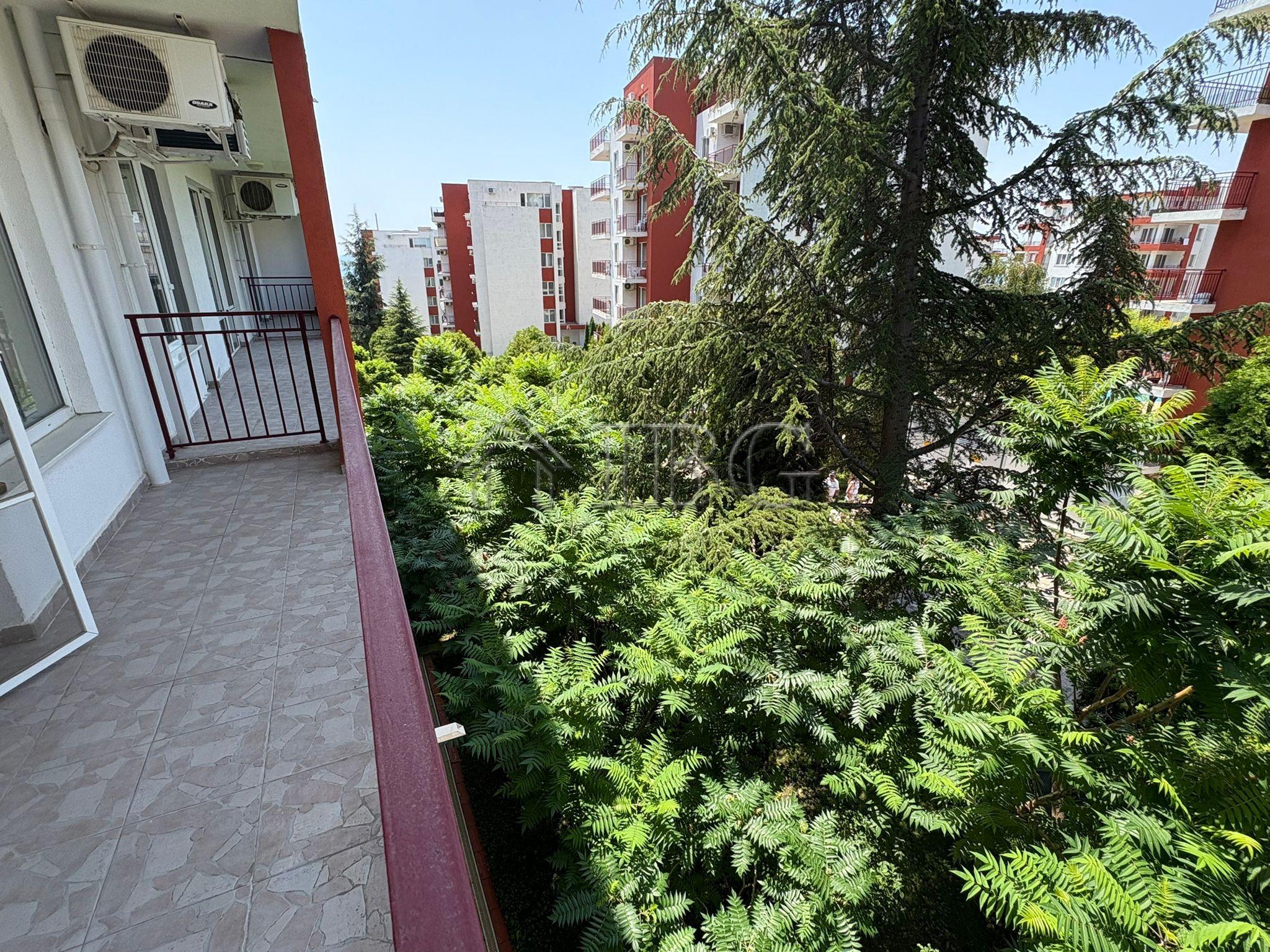 Furnished apartment with One Bedroom in Panorama Fort Beach, Sveti Vlas — photo 7 of 25