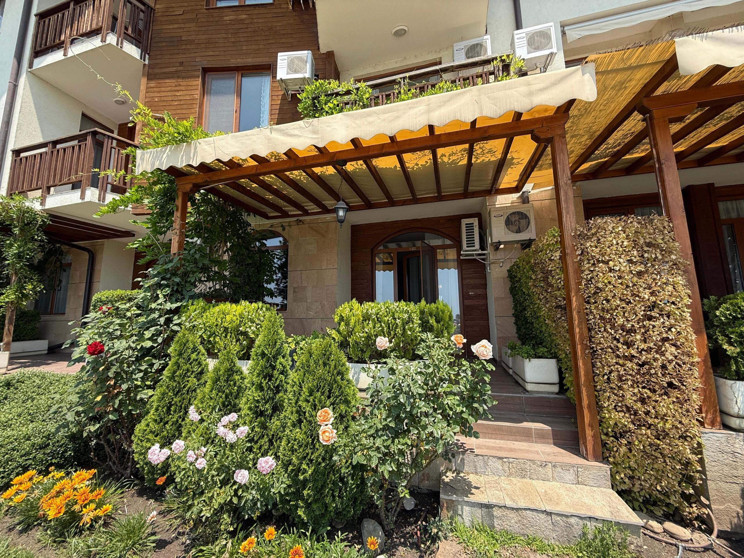 Direct exit to the Beach! Exceptional 2-Level Apartment with Frontal sea view and veranda, Garden of Eden, Sveti Vlas — photo 5