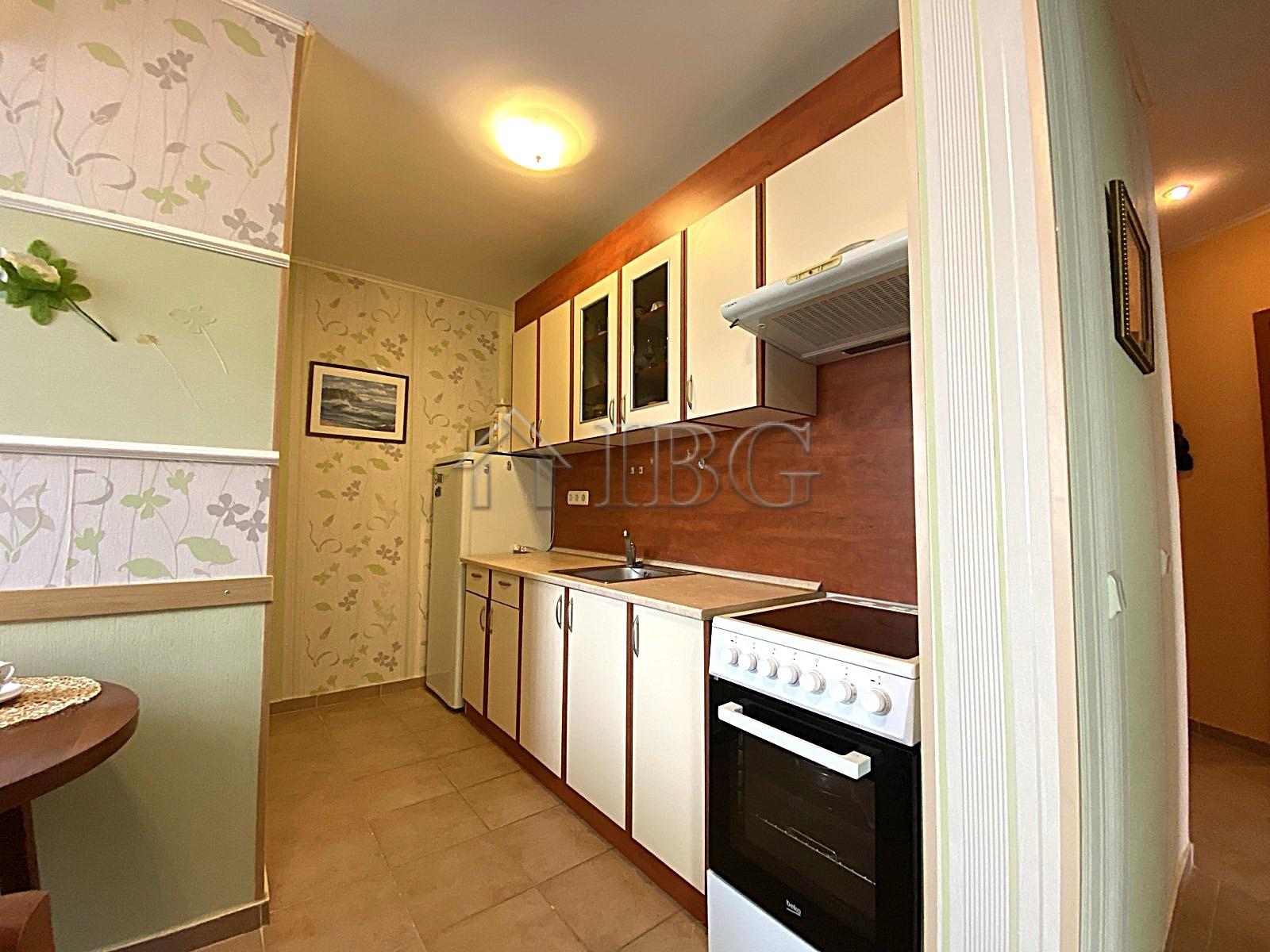 2-Bedroom Apartment (2+1) with Pool View Imperial Fort Club, Sveti Vlas — photo 5 of 13