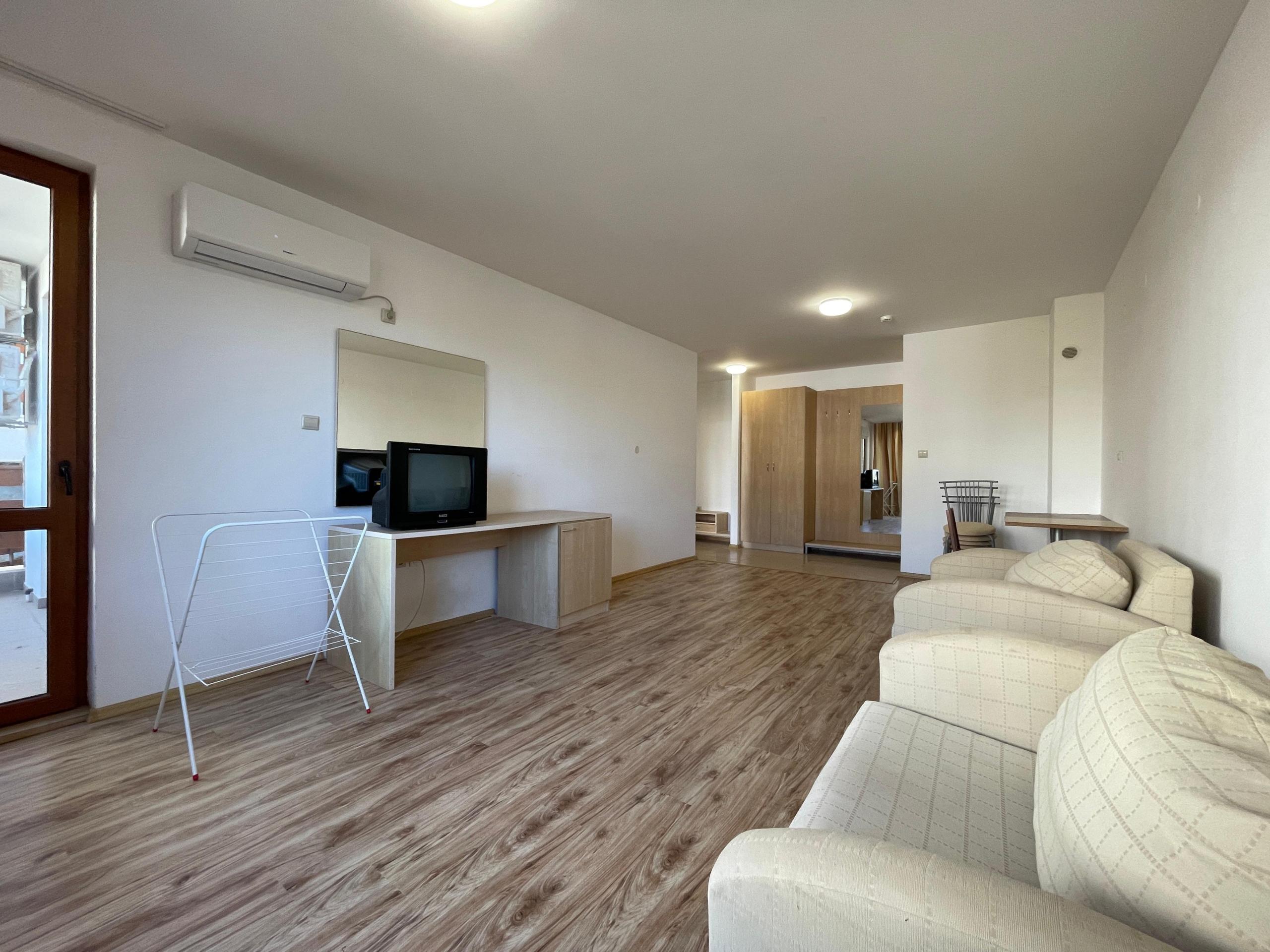 Spacious 1-Bedroom Apartment with Pool View Gardenia Hills, Sunny Beach — photo 6