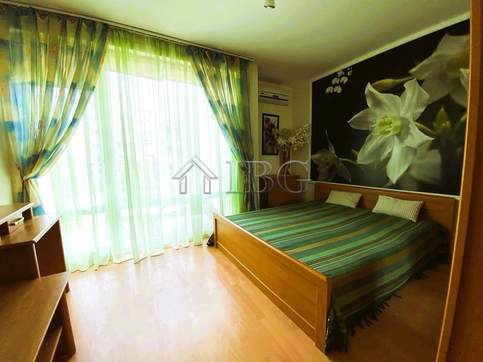2-Bedroom Apartment (2+1) with Pool View Imperial Fort Club, Sveti Vlas — photo 8 of 13