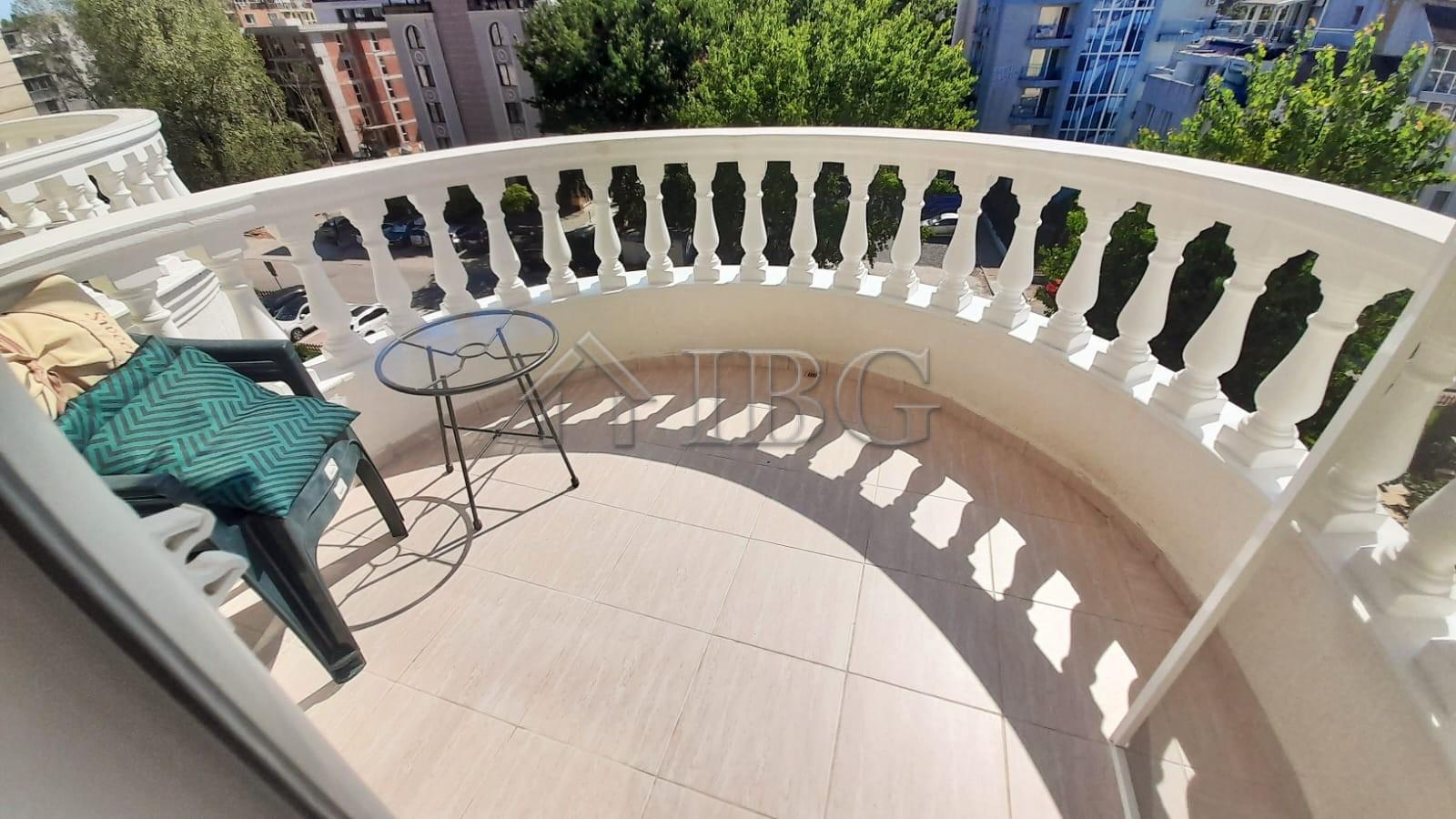 Apartment with 2 Bedrooms, 2 Bathrooms and Pool View Sweet Homes 2, Sunny Beach — photo 4
