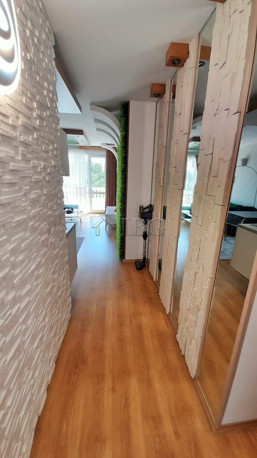 Apartment with 2 Bedrooms, 2 Bathrooms and Pool View Sweet Homes 2, Sunny Beach — photo 9 of 25