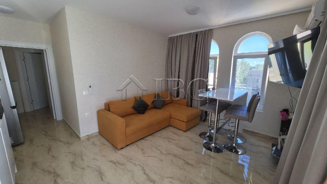 Penthouse with 60 sq.m. Terrace for Sale Aphrodite Green, Sunny Beach — photo 15 of 21