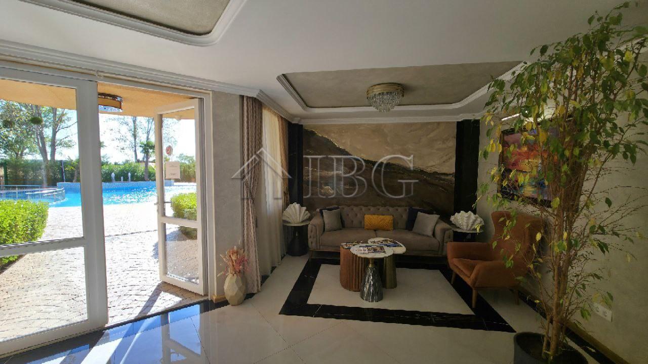 Penthouse with 60 sq.m. Terrace for Sale Aphrodite Green, Sunny Beach — photo 17 of 21