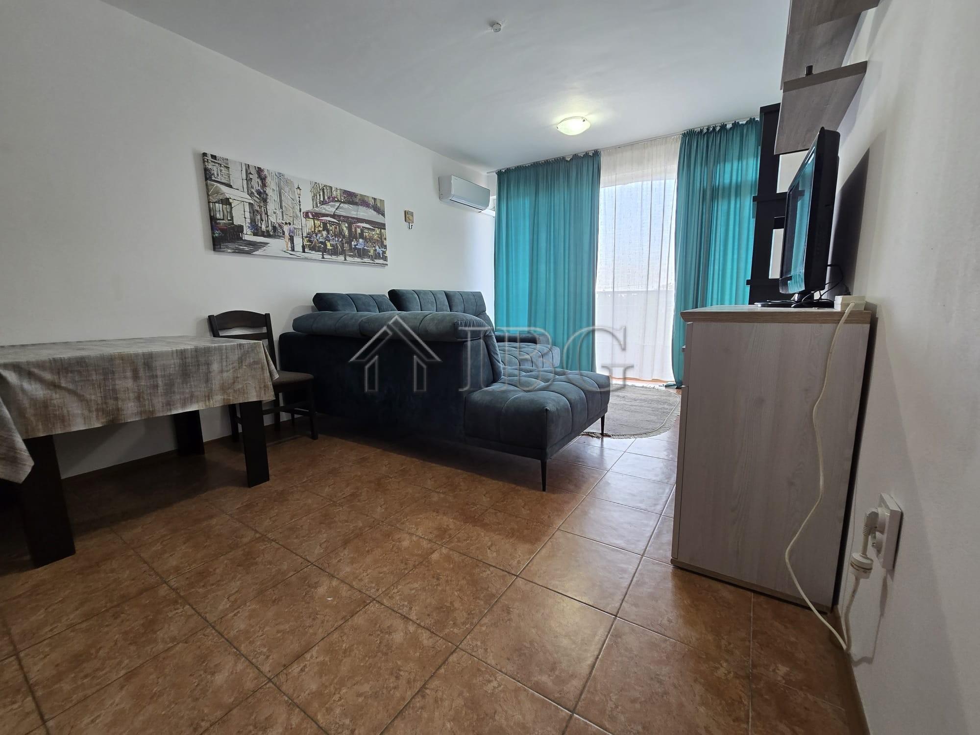 1-Bedroom Apartment with pool view Marack 2, Sunny Beach — photo 10 of 19