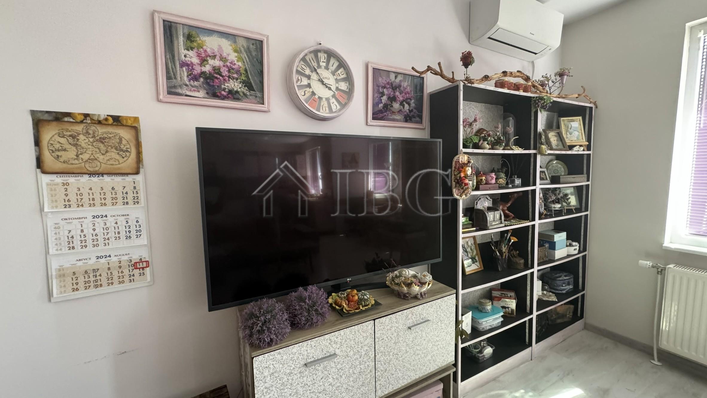 Detached House with Large Yard Kosharitsa, near Sunny Beach — photo 21 of 25