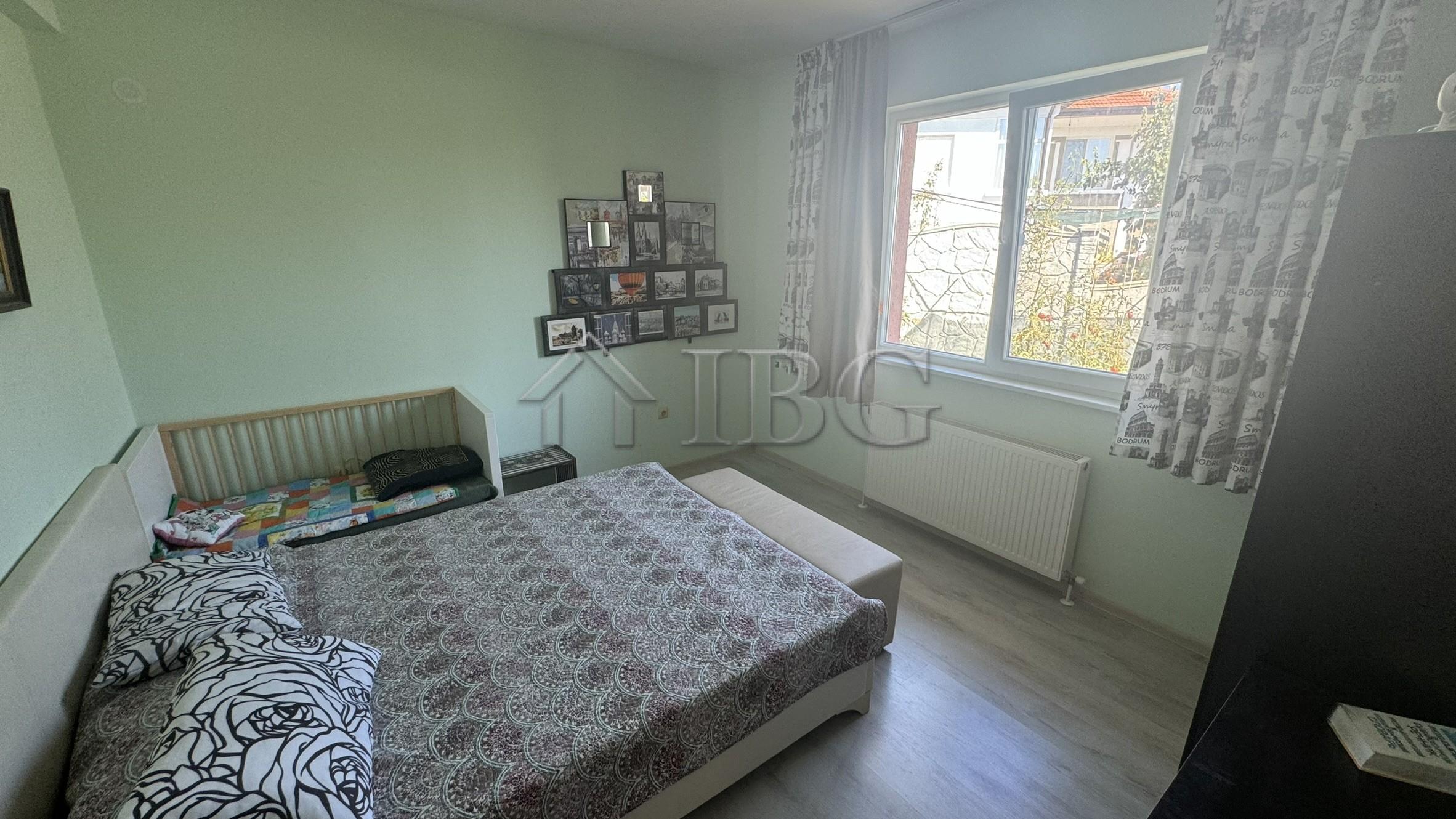 Detached House with Large Yard Kosharitsa, near Sunny Beach — photo 17 of 25