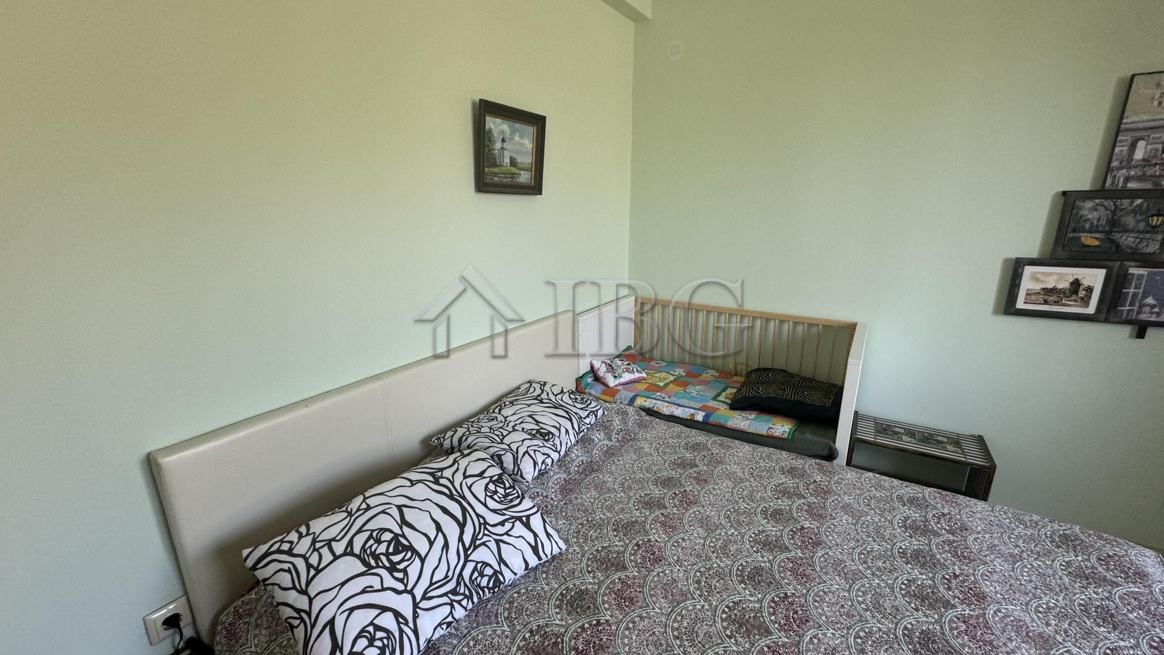 Detached House with Large Yard Kosharitsa, near Sunny Beach — photo 18 of 25