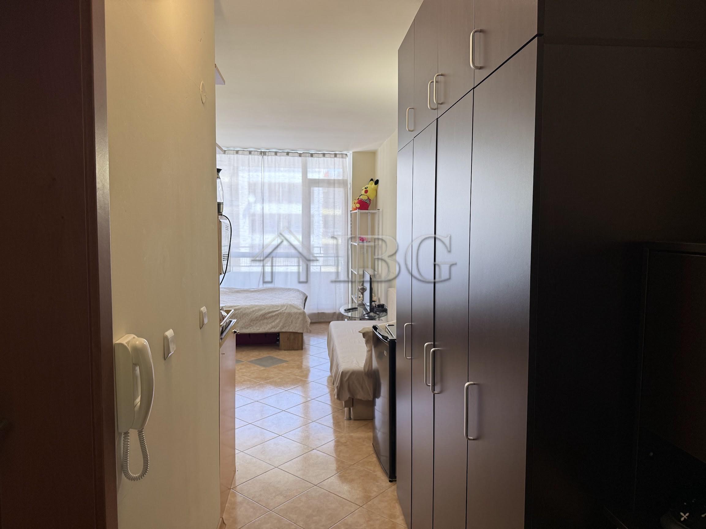 Studio with Pool View for Sale Sunset Beach 2, Sunny Beach — photo 10 of 14