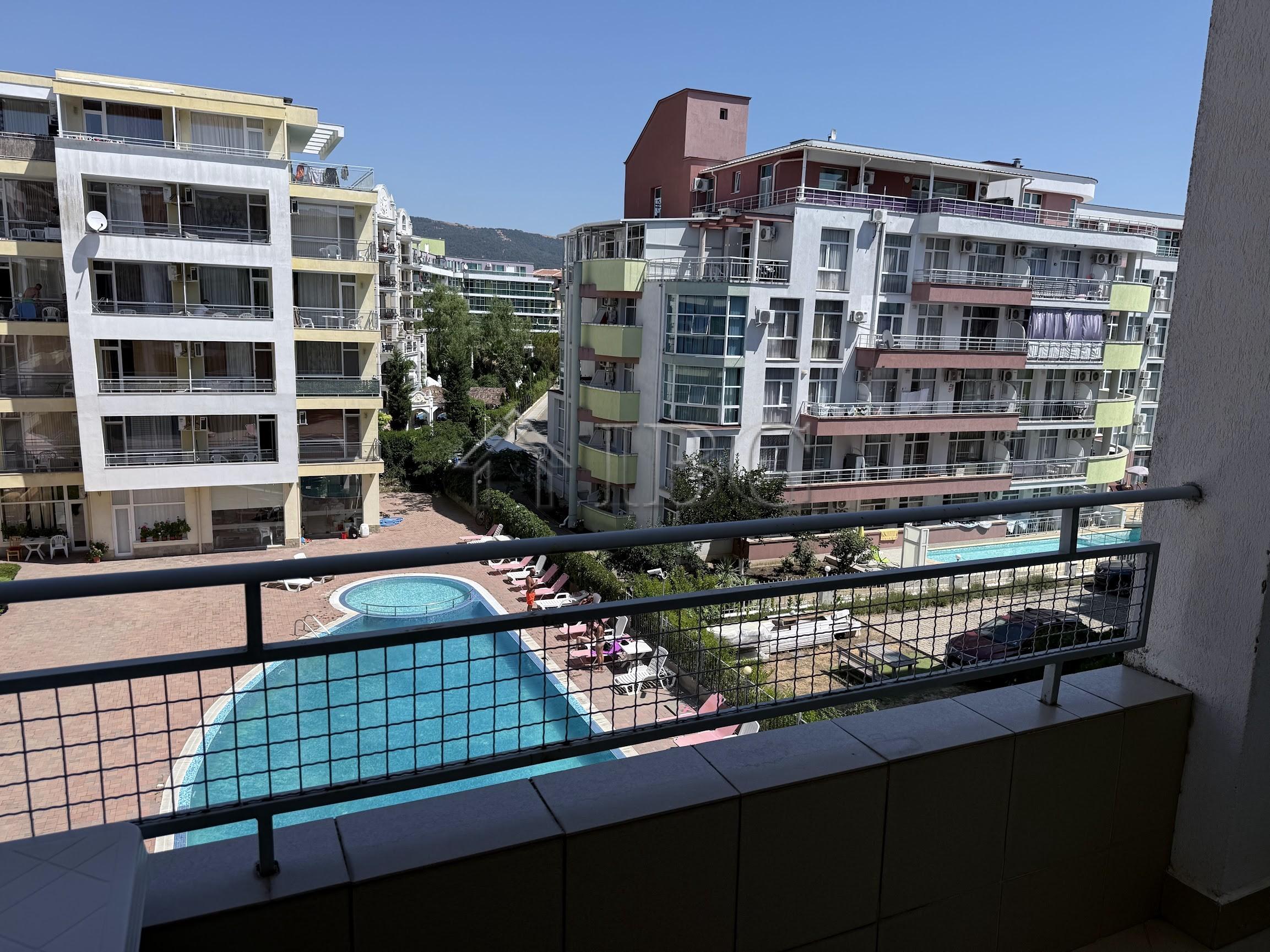Studio with Pool View for Sale Sunset Beach 2, Sunny Beach — photo 2
