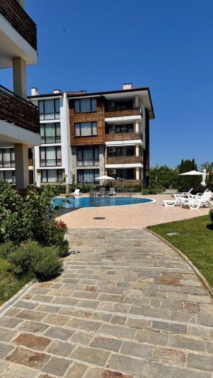 Renovated 2-Bedroom Apartment with 2 Balconies Viyana, Nessebar — photo 19 of 20