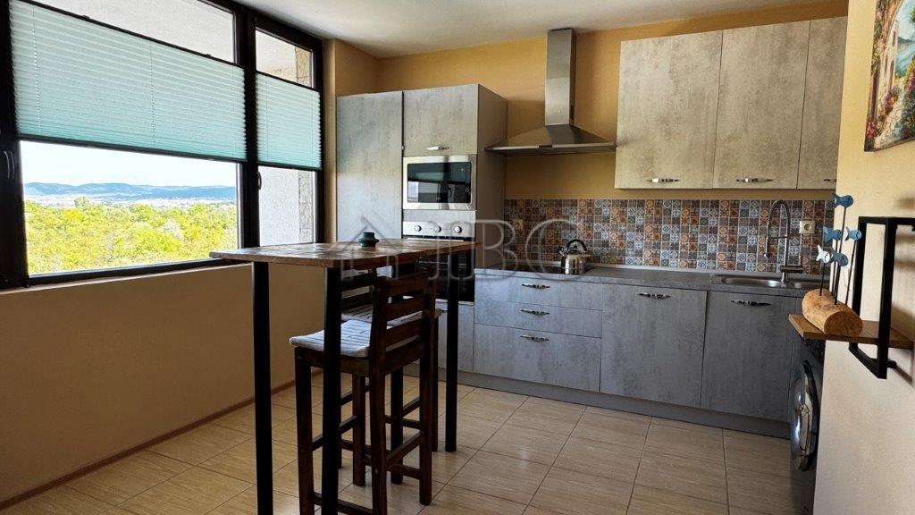 Renovated 2-Bedroom Apartment with 2 Balconies Viyana, Nessebar — photo 8 of 20