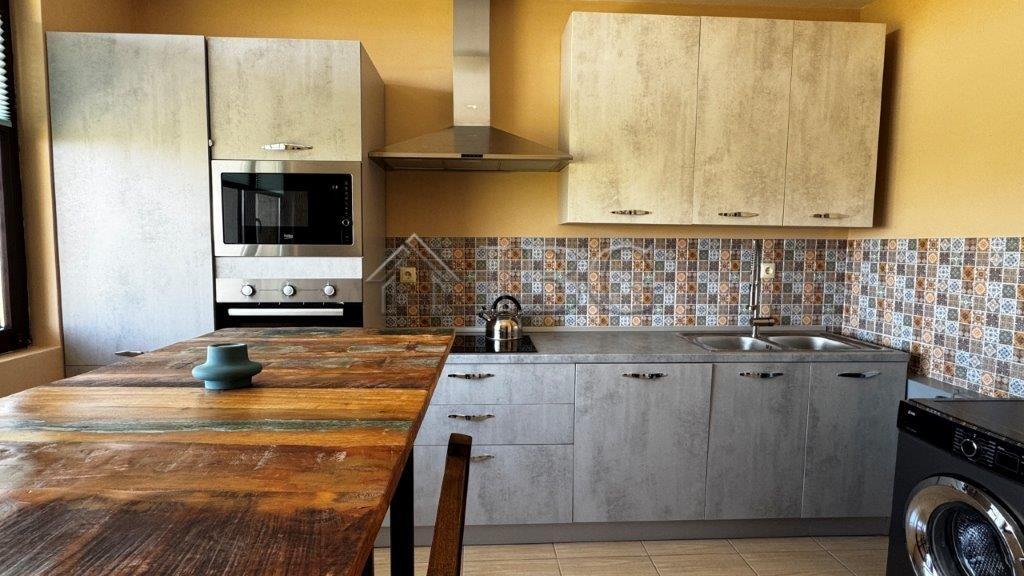 Renovated 2-Bedroom Apartment with 2 Balconies Viyana, Nessebar — photo 10 of 20