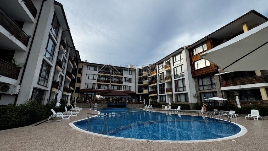 Renovated 2-Bedroom Apartment with 2 Balconies Viyana, Nessebar — photo 18 of 20