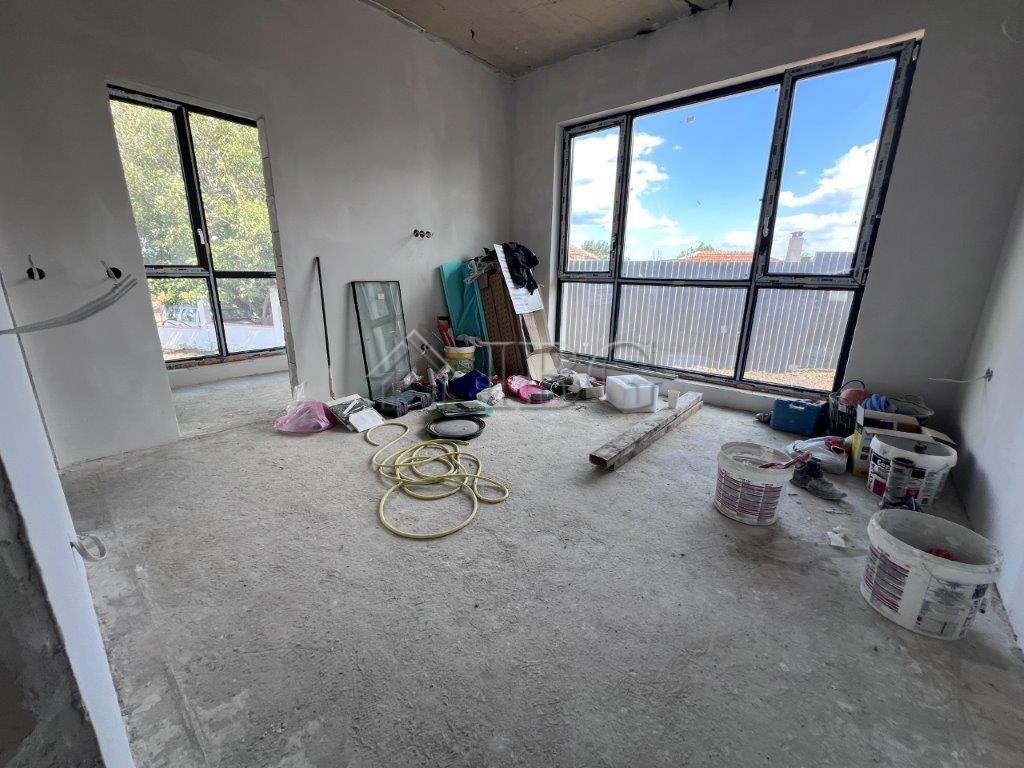 Single-Storey Private House for Sale 12 km to Sunny Beach — photo 15 of 25